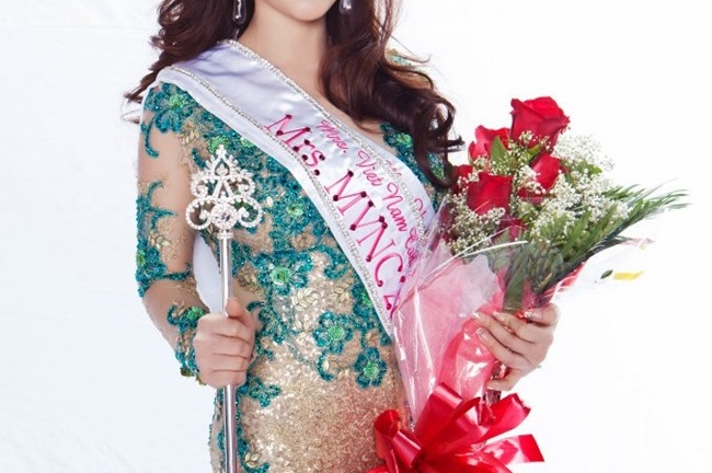 Hoa hậu Thu Hoài mất tiền tỷ vì 